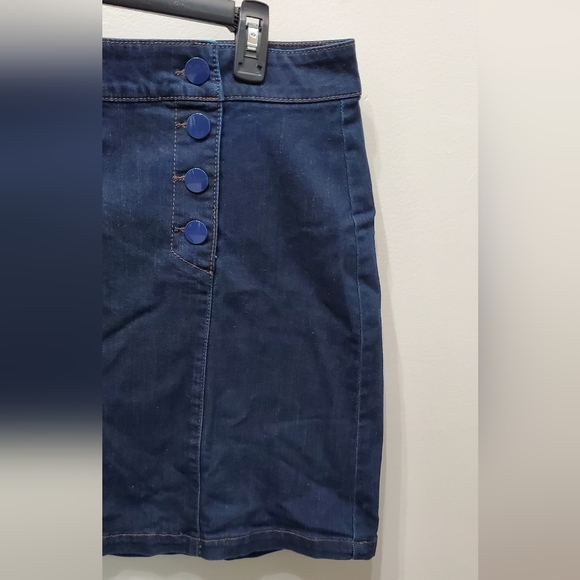 CHARTER CLUB DENIM SAILOR BUTTONED MINI SKIRT - Picture 2 of 6